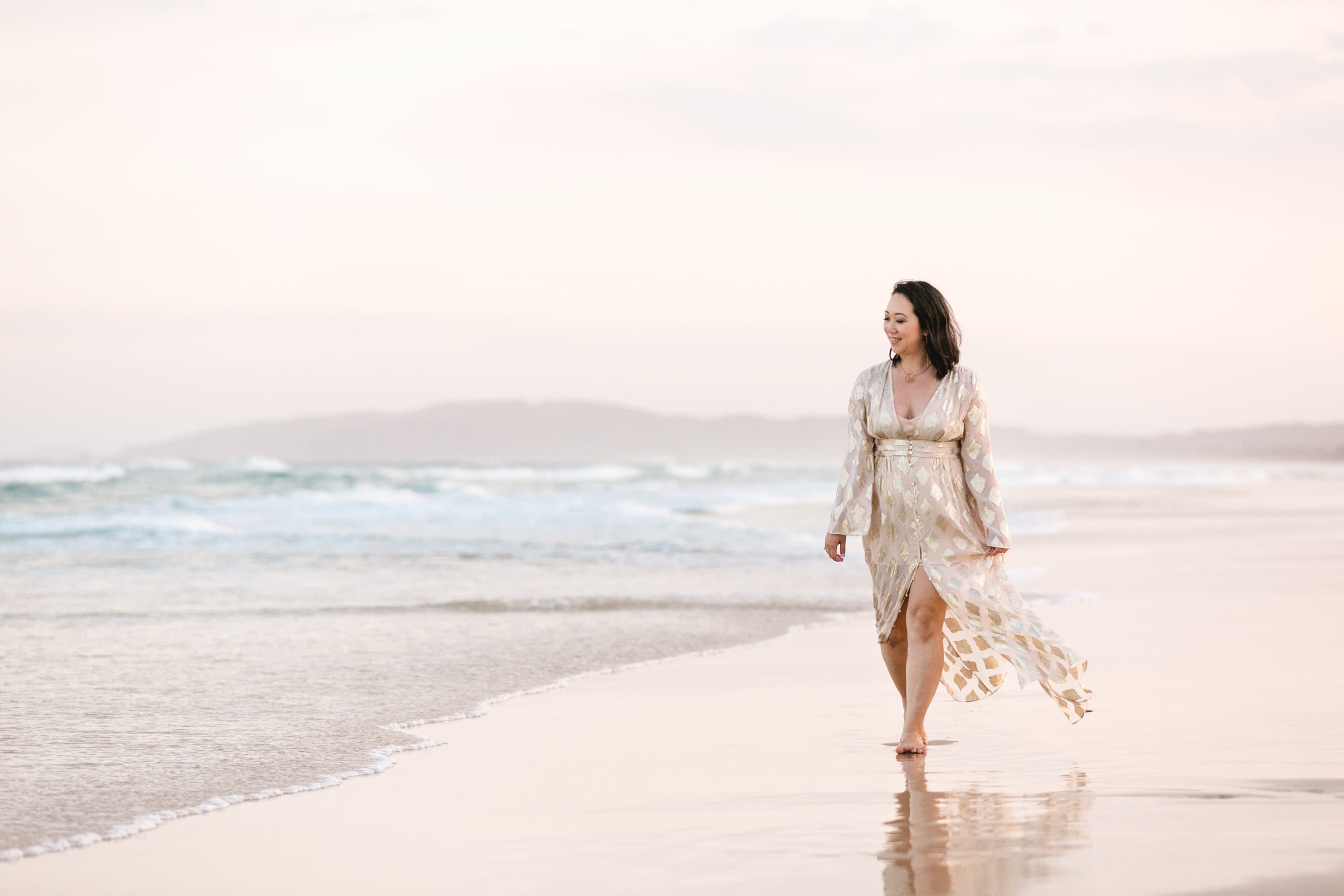 Travel advisor posing on the seaside
