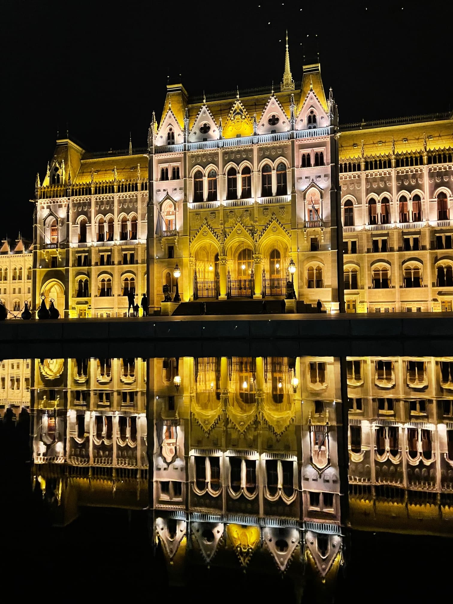 View of a spectacular building