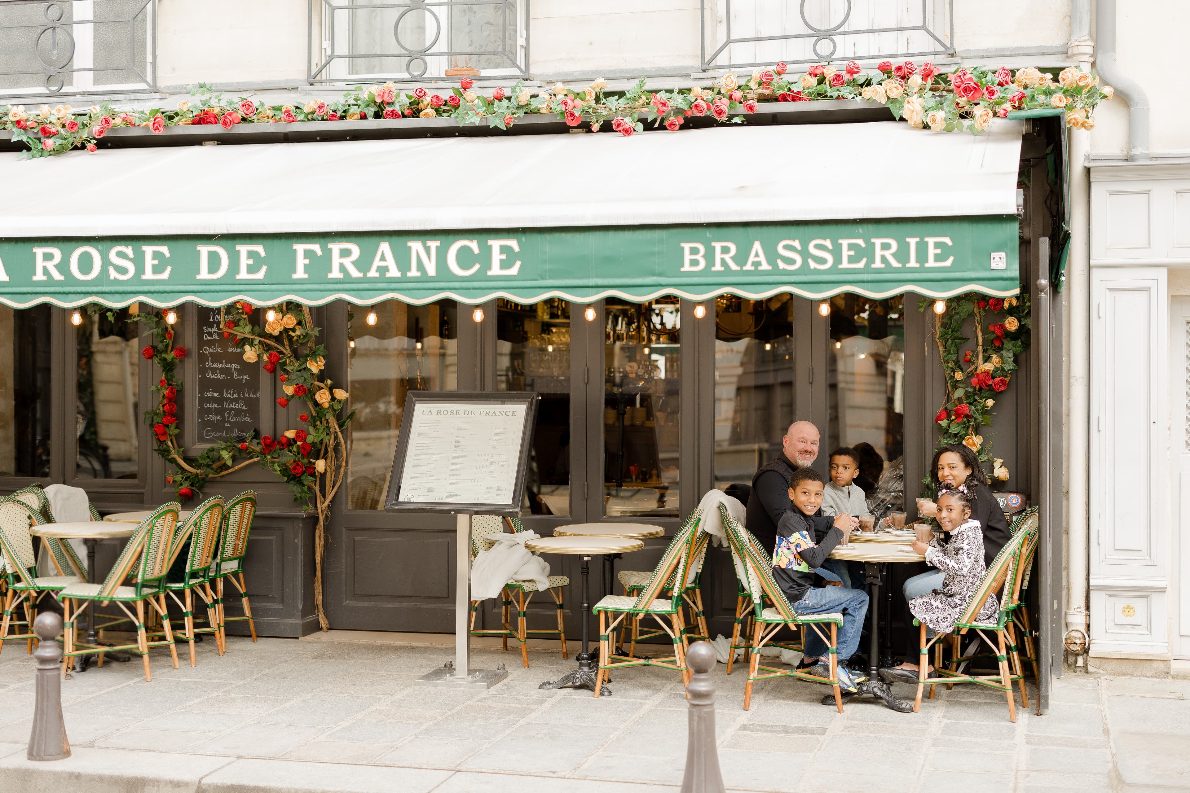 Having breakfast at an outdoor cafe