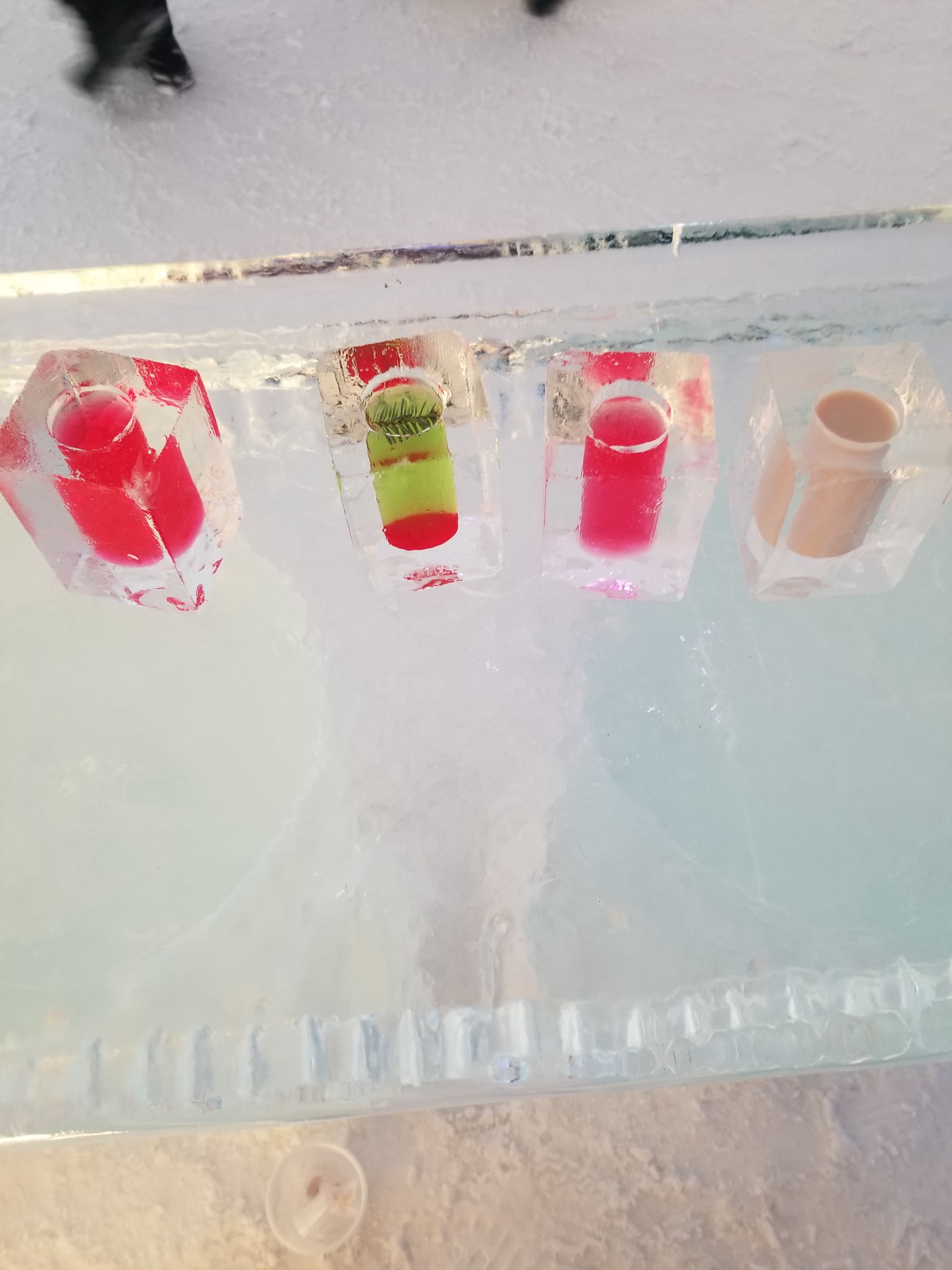 Delicious frozen fruit popsicles