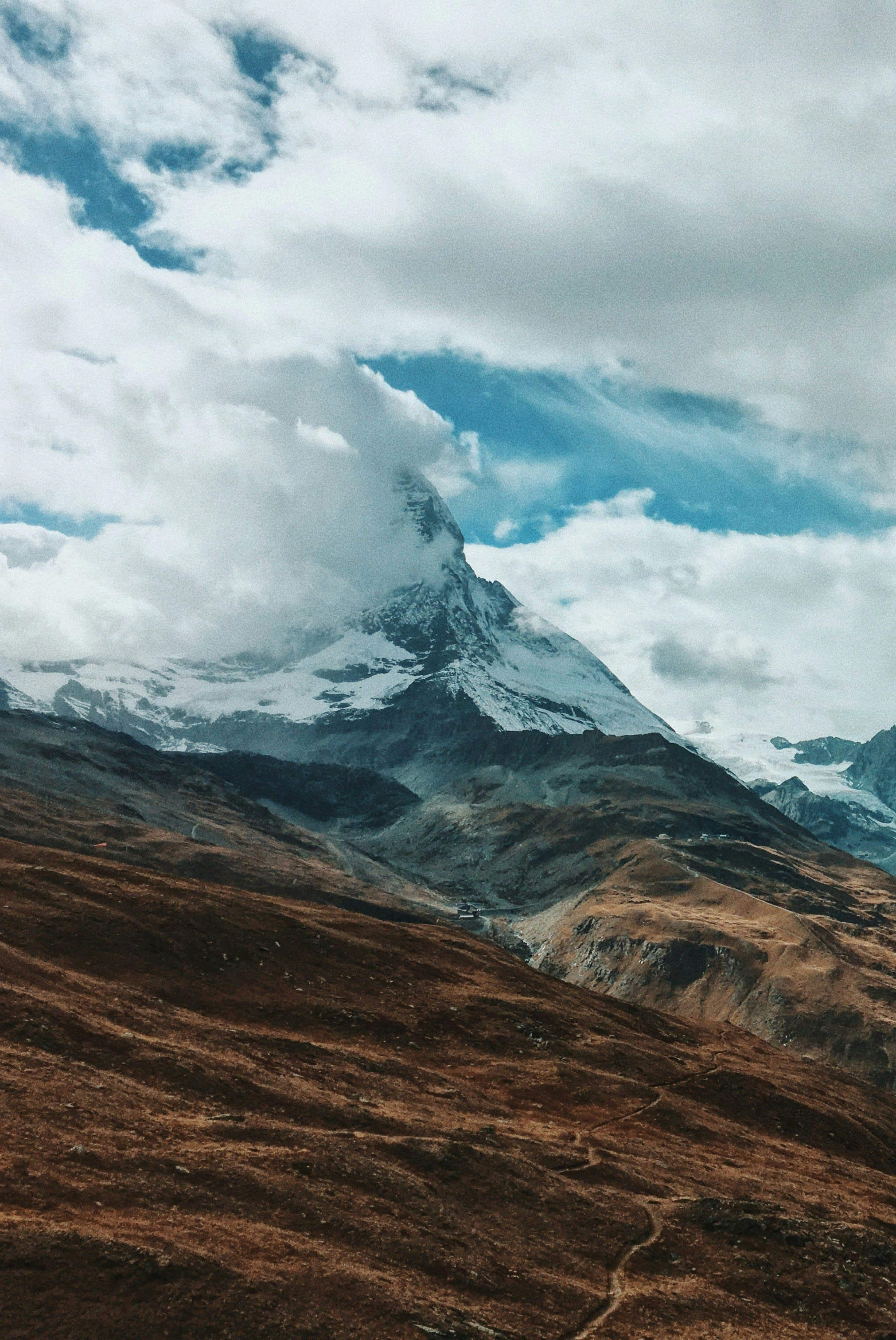 Discover the Enchanting Switzerland: A Stop in Zermatt, Valais curated by Amelia Giannarelli