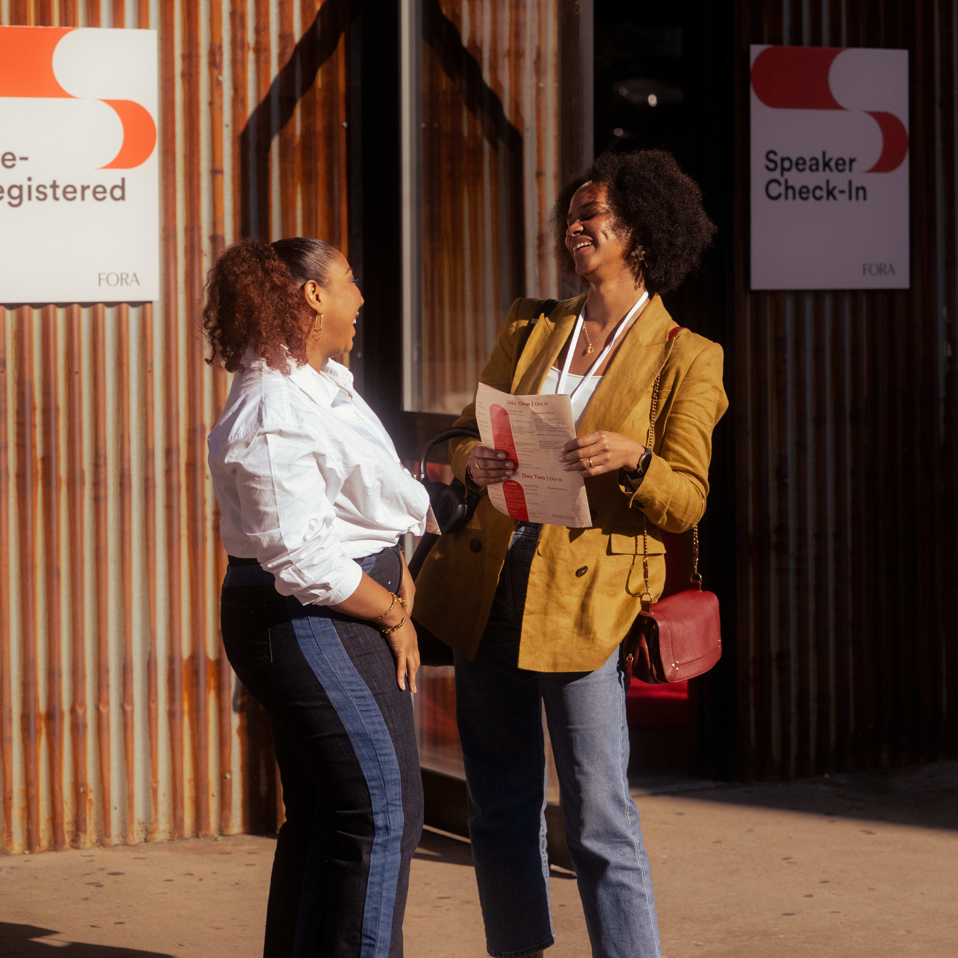 Fora - Start your next chapter