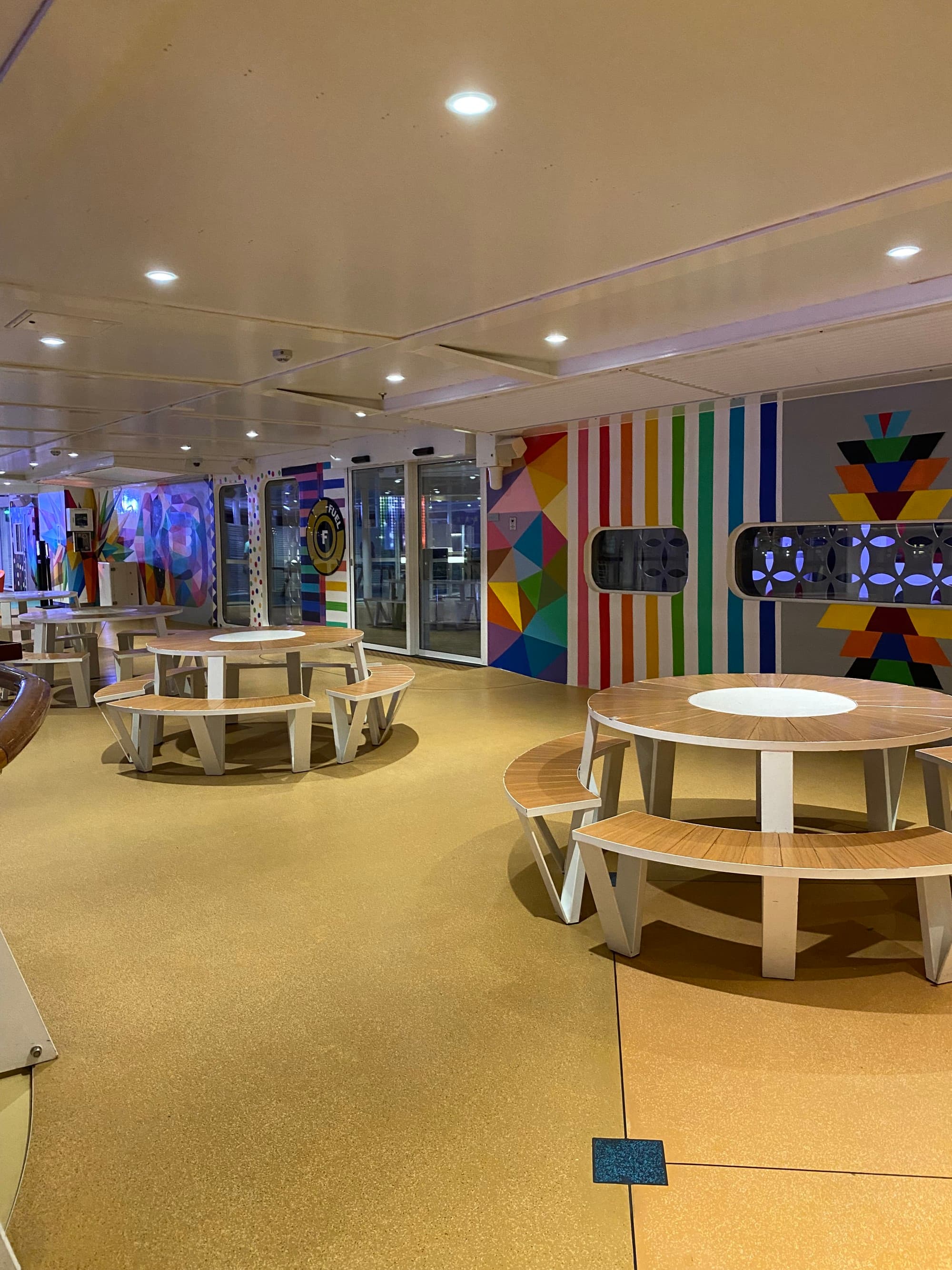 Teen Club - Caroline Weilert