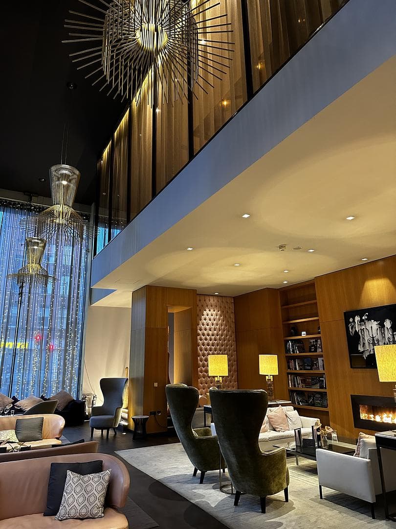 The lounge adjacent to dining area