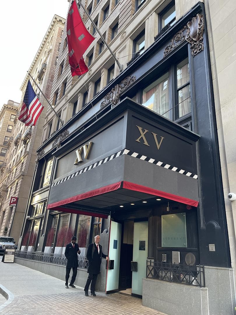 Magnificent entrance of the hotel