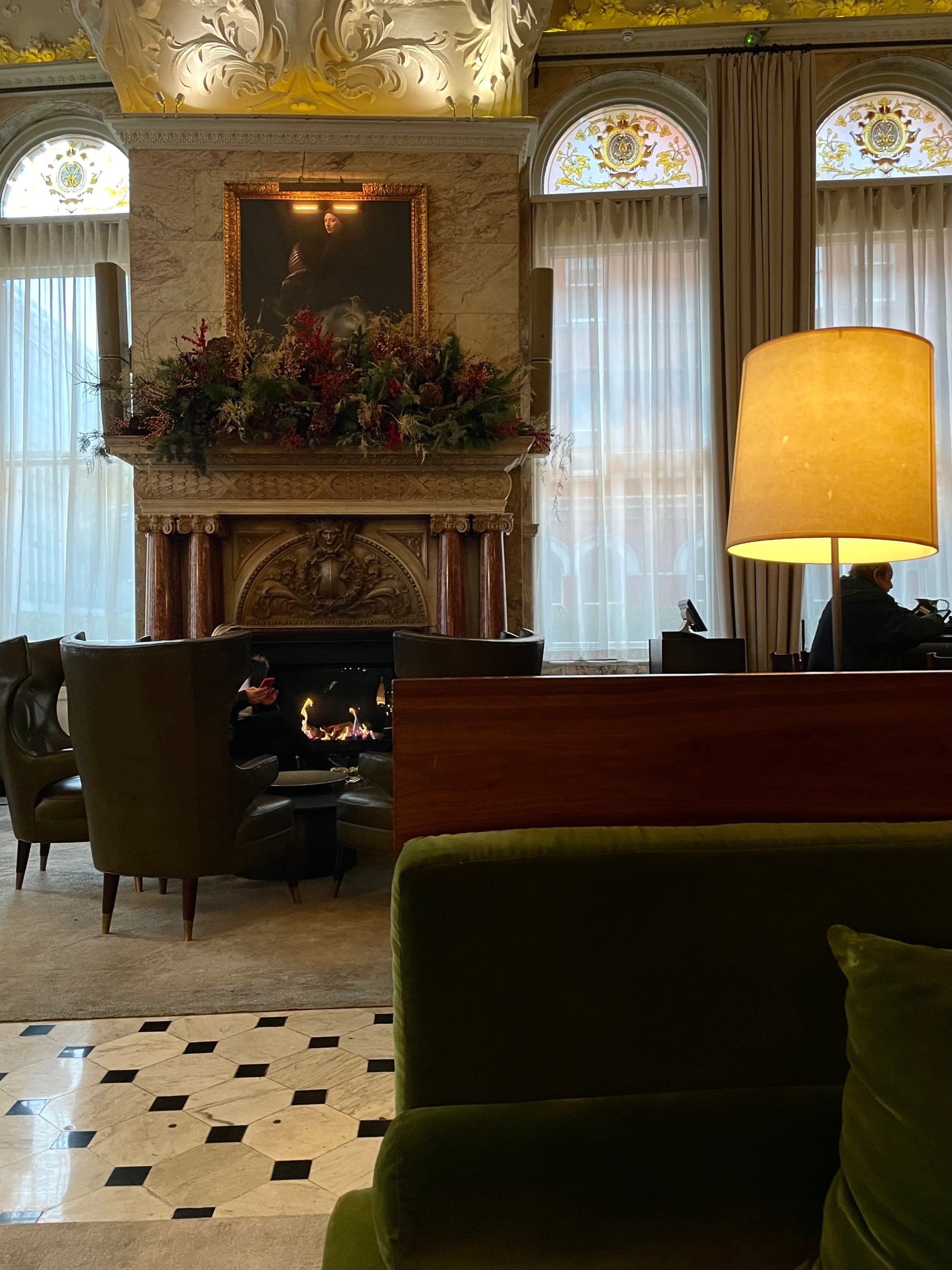 EDITION Lobby - Daryn Schwartz