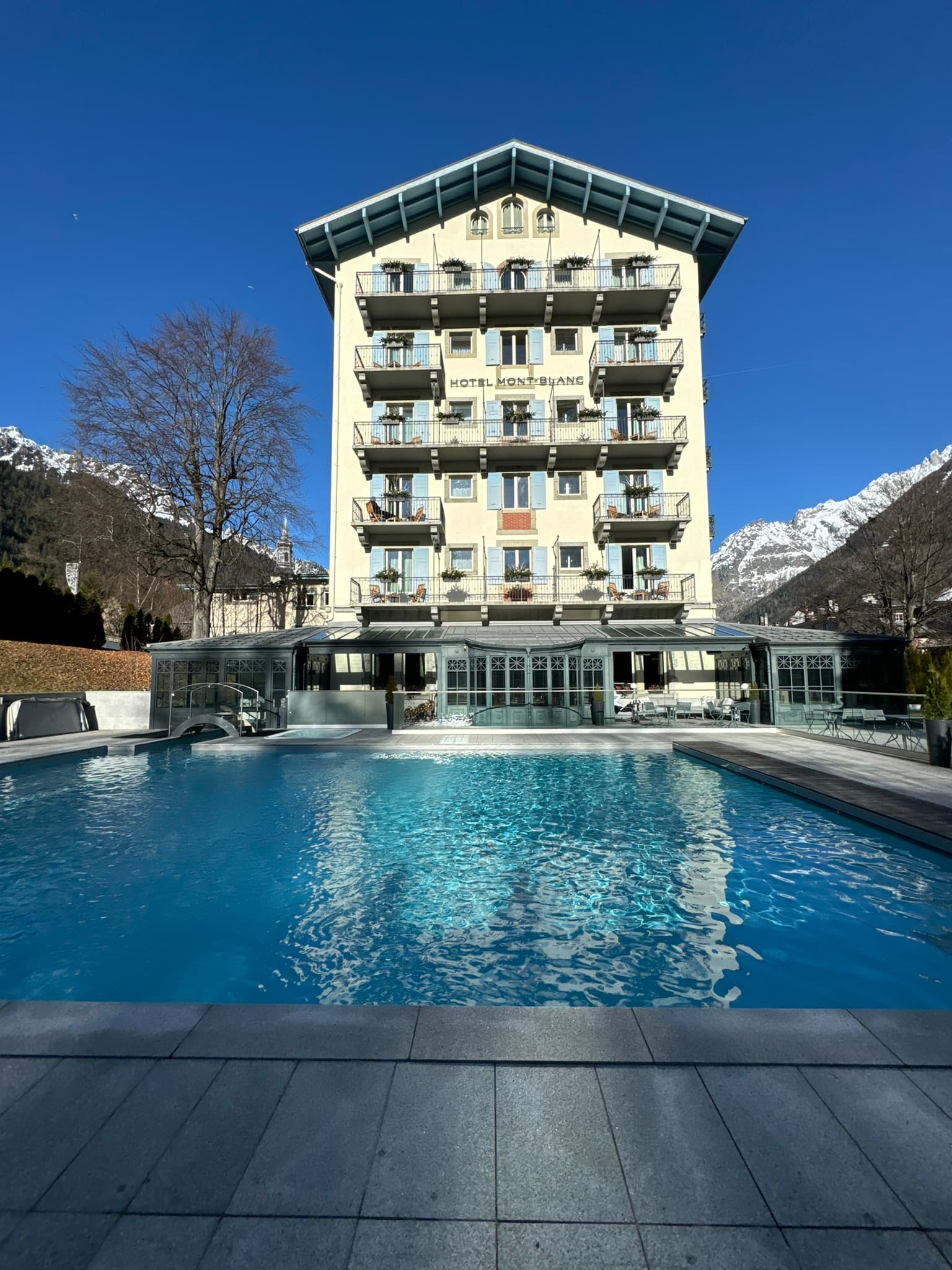 hotel mont blanc - Jennifer Schwartz