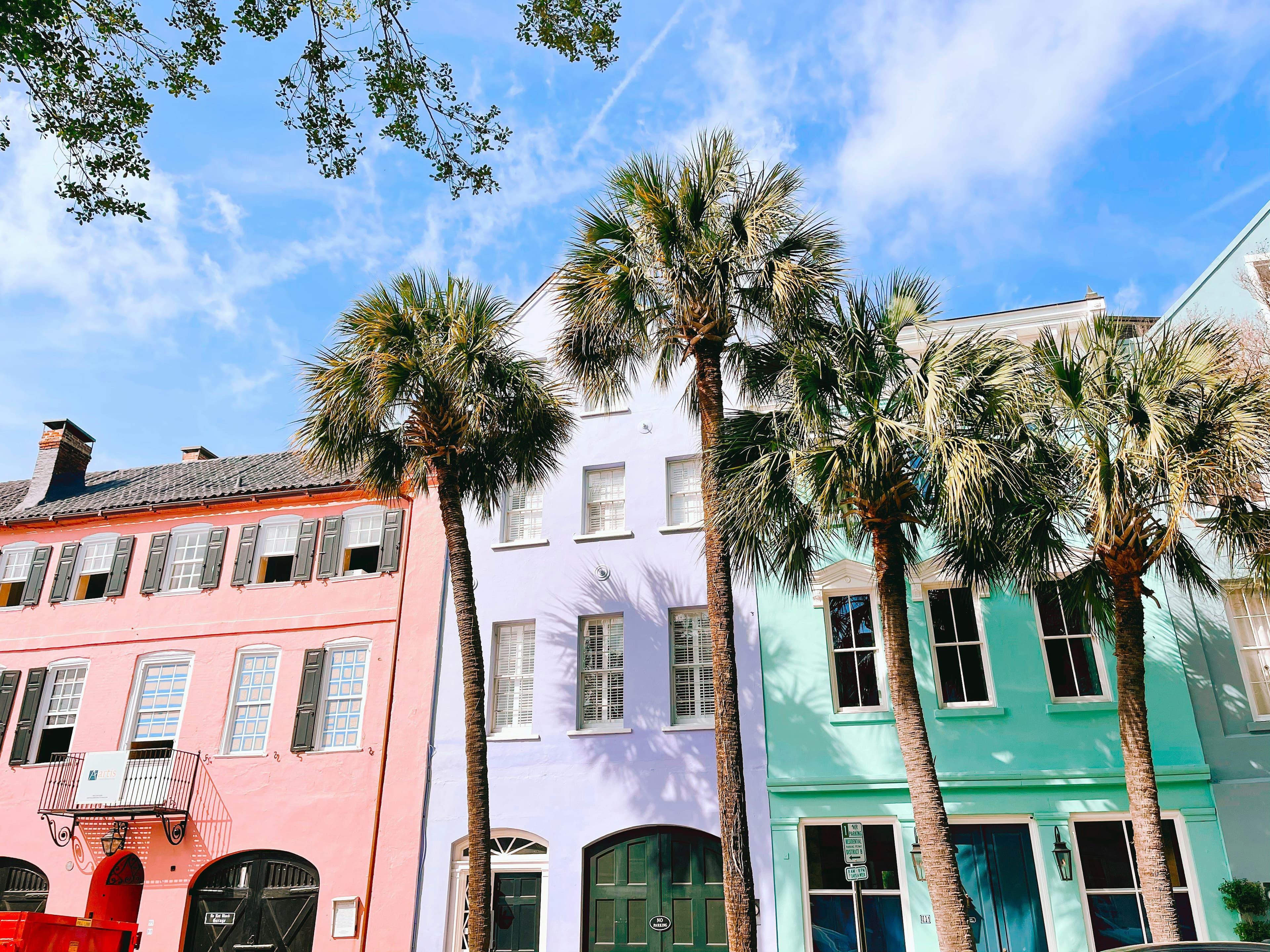 The Ultimate Guide To Charleston, South Carolina curated by Angela Hope